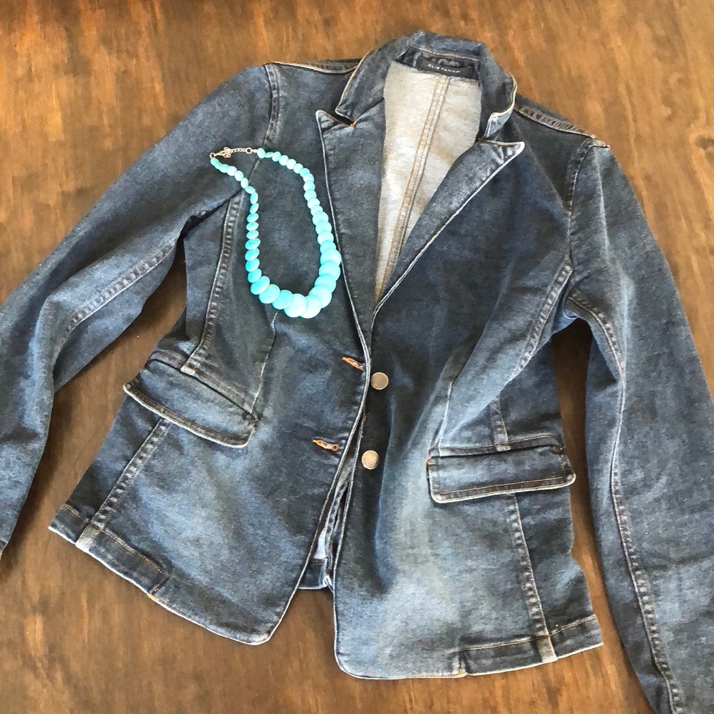 Elie Tahari Denim Blazer